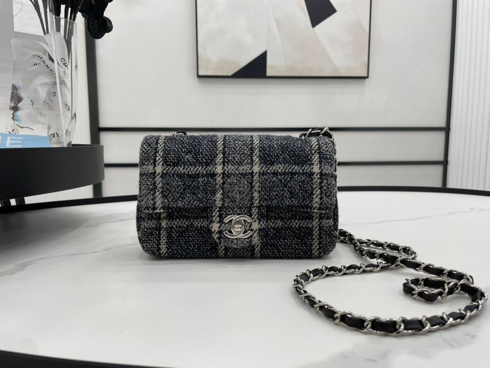 Chanel - Luxury Bag - CHL - 667