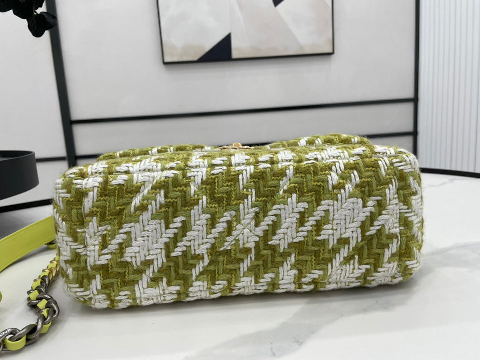Chanel - Luxury Bag - CHL - 677
