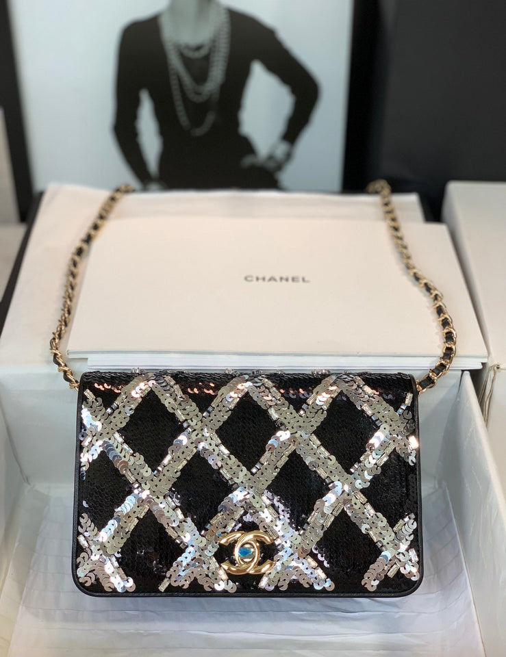 Chanel - Luxury Bag - CHL - 638