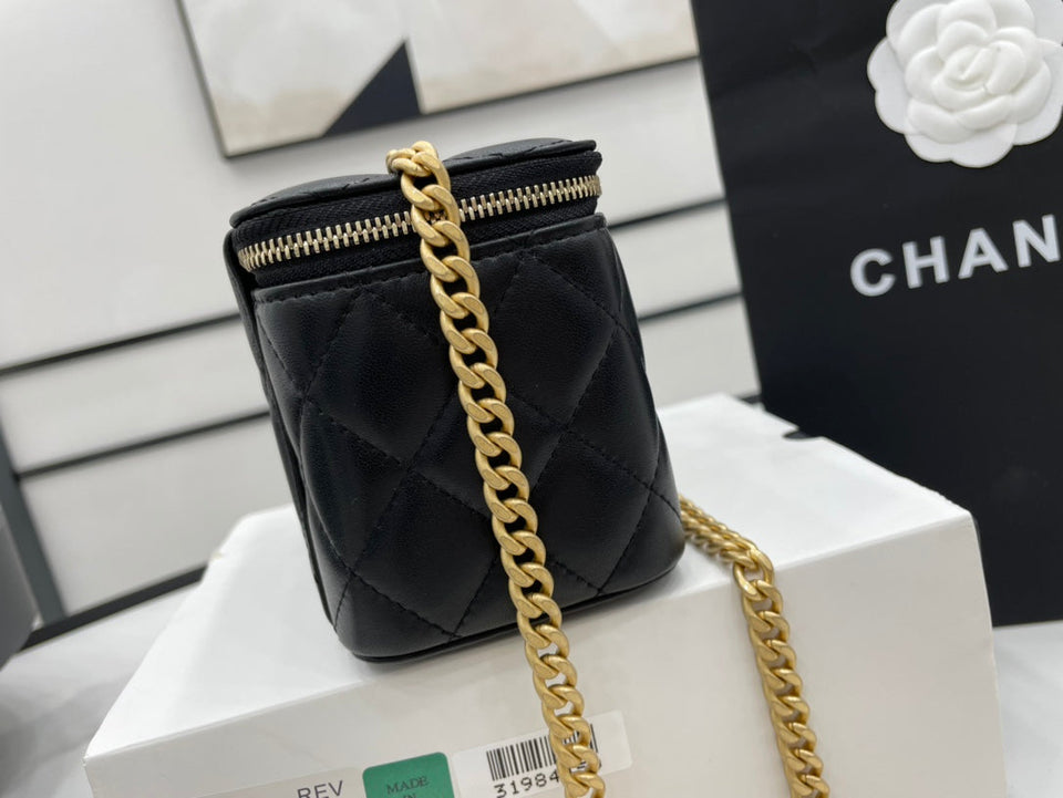 Chanel - Luxury Bag - CHL - 618
