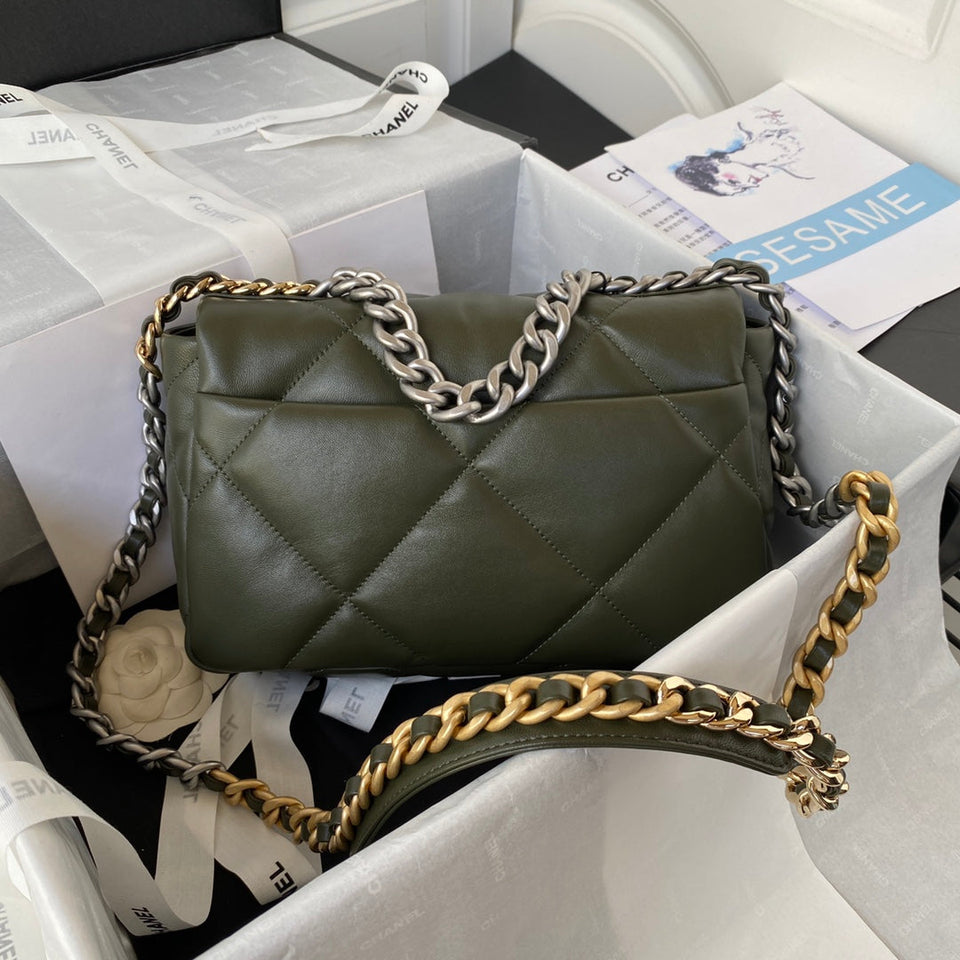 Chanel - Luxury Bag - CHL - 520