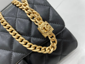 Chanel - Luxury Bag - CHL - 630