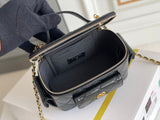 Chanel - Luxury Bag - CHL - 583