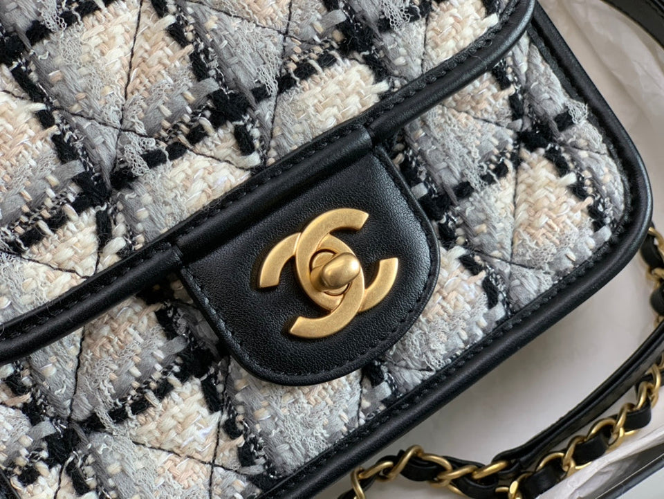Chanel - Luxury Bag - CHL - 434
