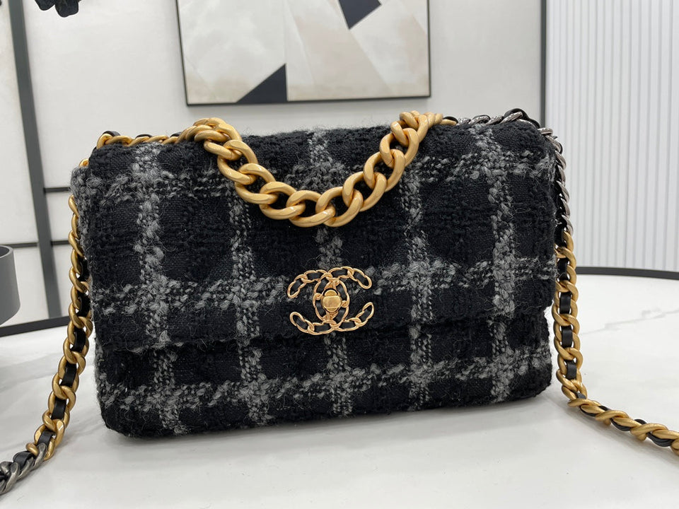 Chanel - Luxury Bag - CHL - 486