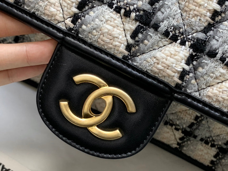 Chanel - Luxury Bag - CHL - 433
