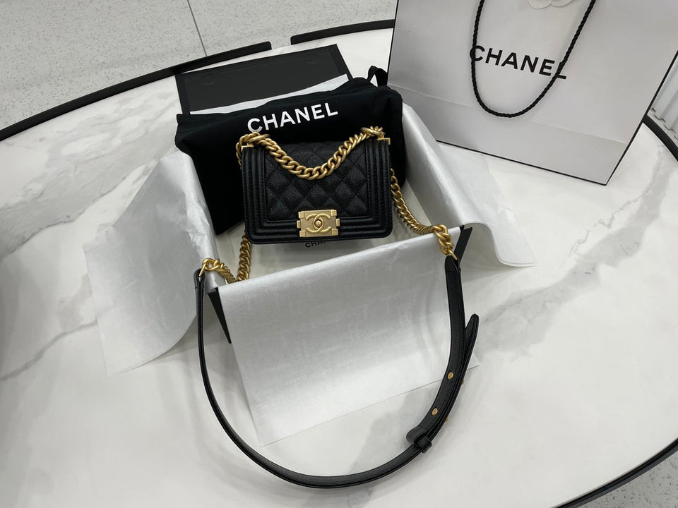 Chanel - Luxury Bag - CHL - 422