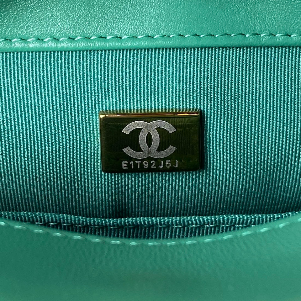 Chanel - Luxury Bag - CHL - 379