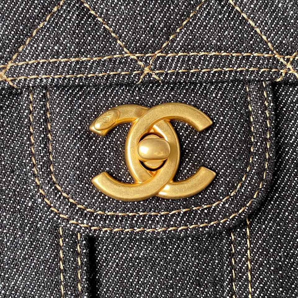 Chanel - Luxury Bag - CHL - 186