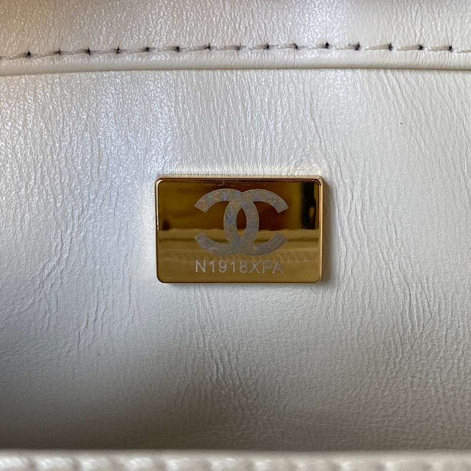 Chanel - Luxury Bag - CHL - 077