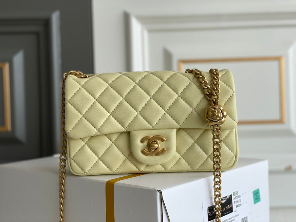 Chanel - Luxury Bag - CHL - 068