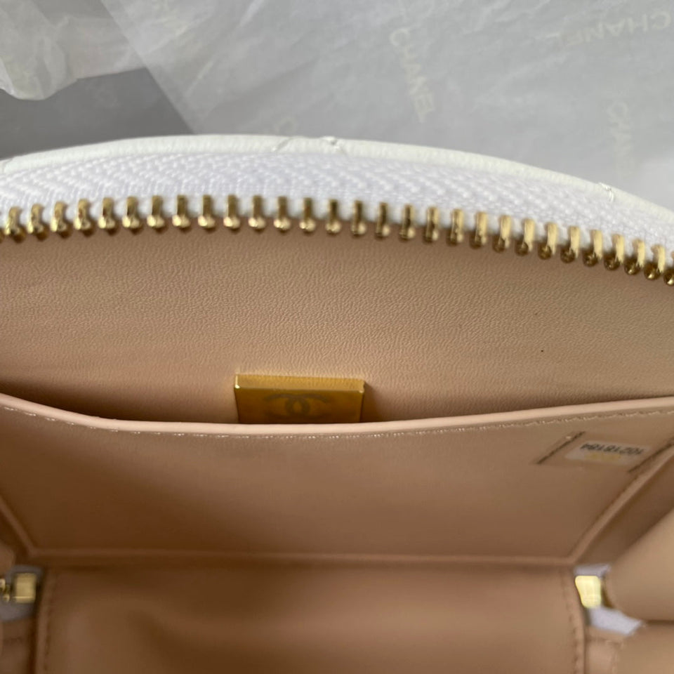 Chanel - Luxury Bag - CHL - 043