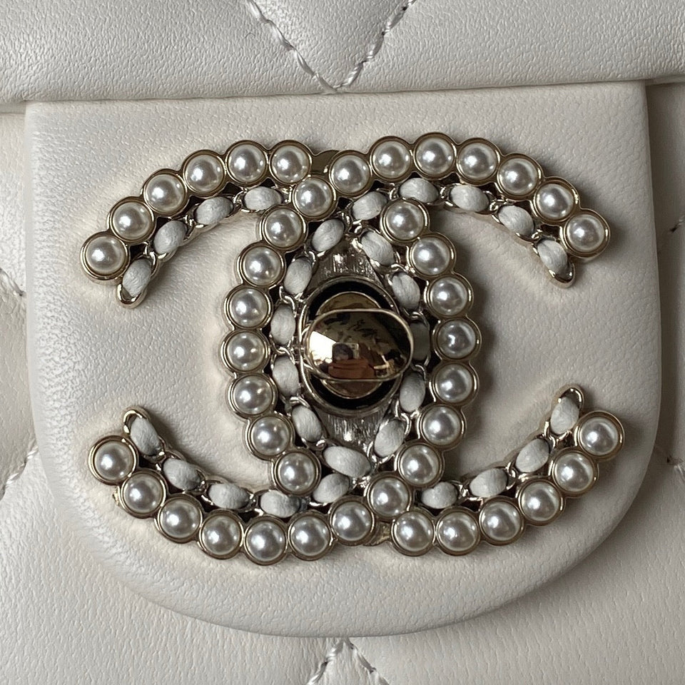 Chanel - Luxury Bag - CHL - 018