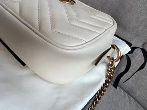 Gucci GG White Marmont Mini Shoulder Bag (RRP £1,160)
