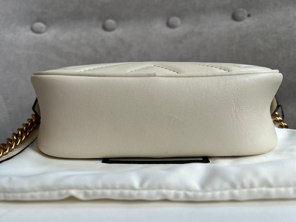 Gucci GG White Marmont Mini Shoulder Bag (RRP £1,160)