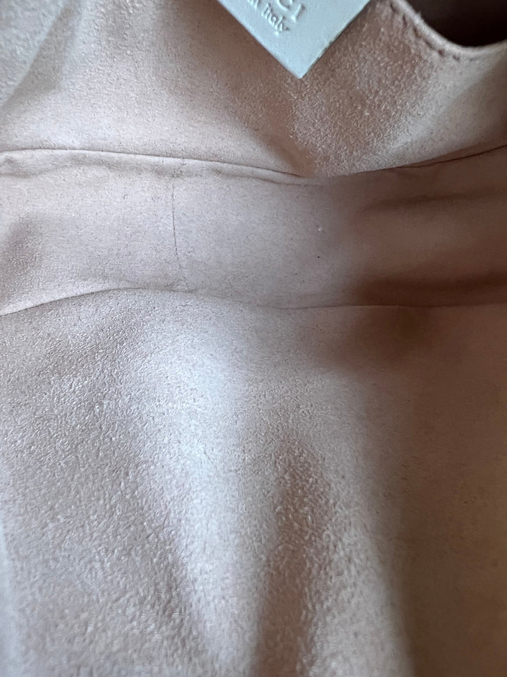 Gucci GG White Marmont Mini Shoulder Bag (RRP £1,160)