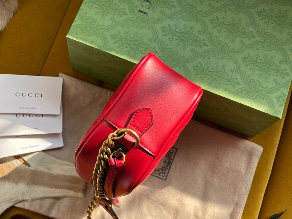 Gucci GG Marmont Small Matelasse Shoulder Bag