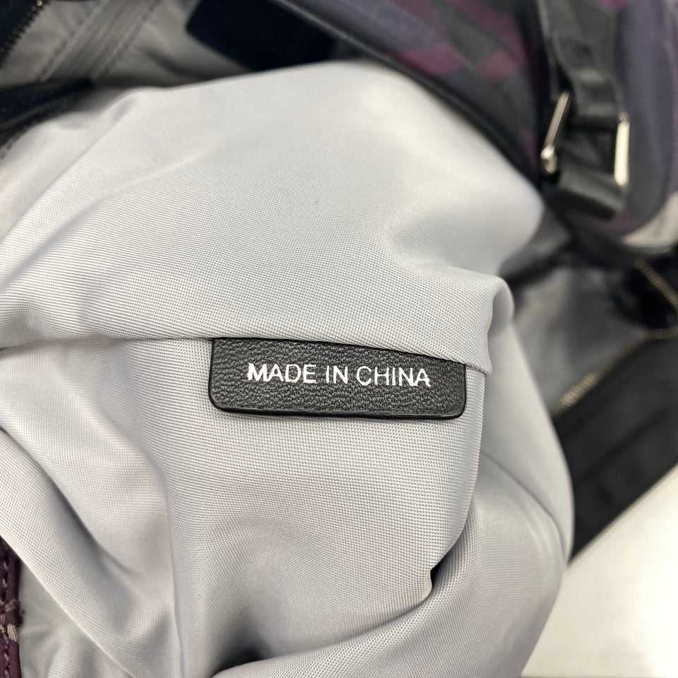 Handbag Luxury Designer By Burberry  Size: Large