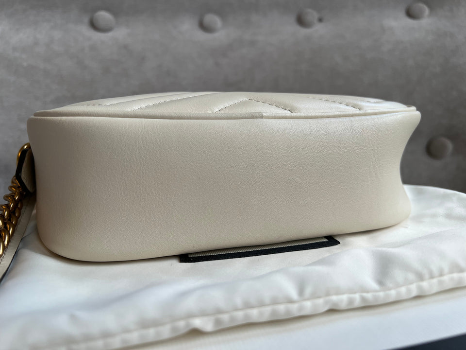 Gucci GG White Marmont Mini Shoulder Bag (RRP £1,160)