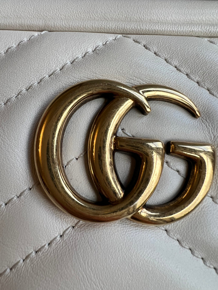 Gucci GG White Marmont Mini Shoulder Bag (RRP £1,160)