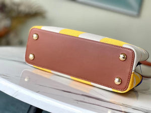 Louis Vuitton Capucines BB Bag