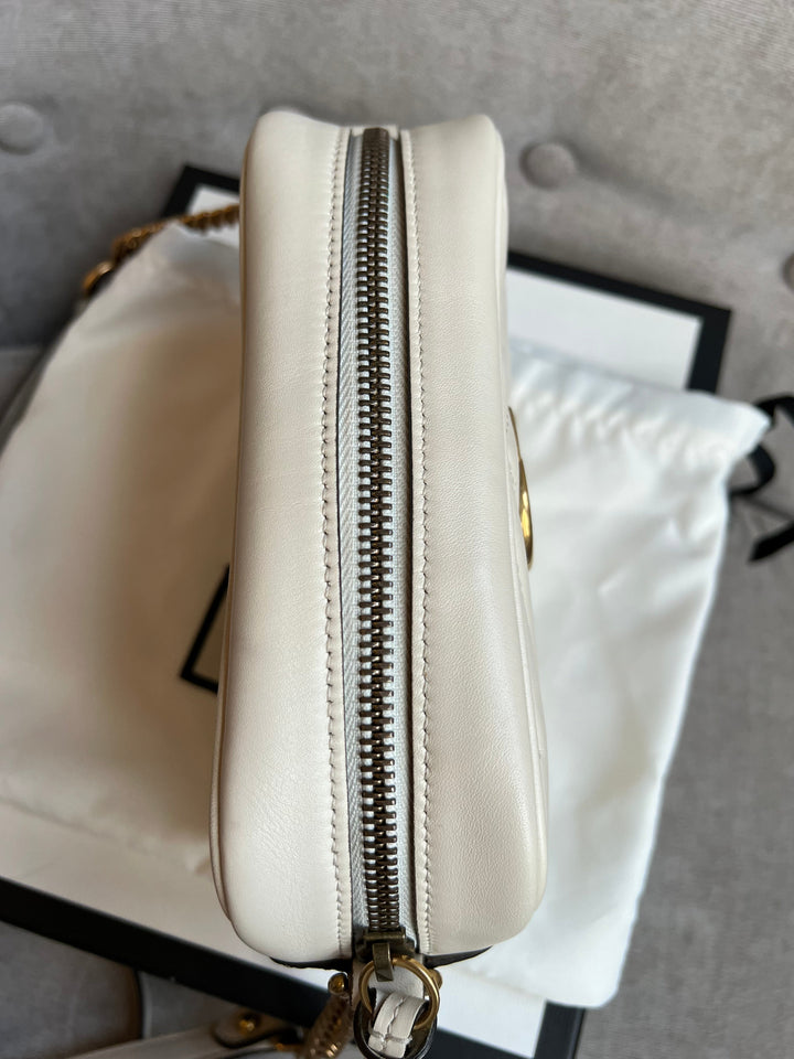 Gucci GG White Marmont Mini Shoulder Bag (RRP £1,160)