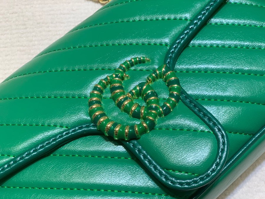 Gucci GG Marmont Small Shoulder Bag