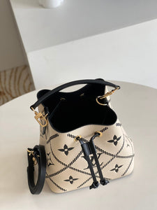 Louis Vuitton NeoNoe MM Bag