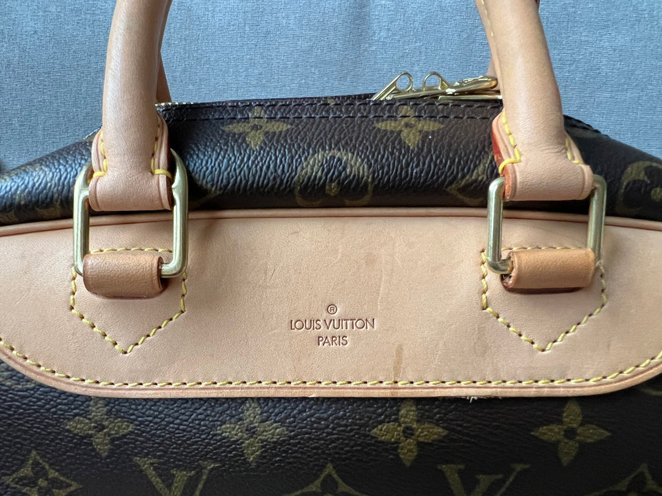 Louis Vuitton Deauville Monogram