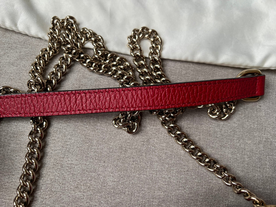 Gucci Interlocking GG Red Small Shoulder Bag