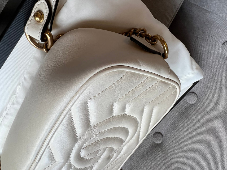 Gucci GG White Marmont Mini Shoulder Bag (RRP £1,160)