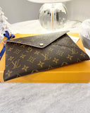 LOUIS VUITTON Monogram Large Kirigami Pochette