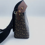 Handbag Luxury Designer By Burberry  Size: Medium