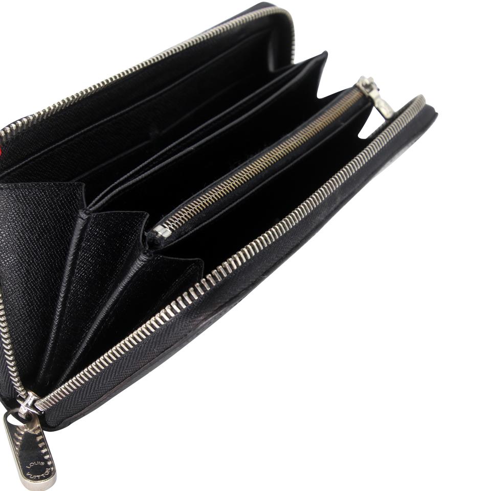 Louis Vuitton Epi GM Leather Zippy Wallet LV-1201P-0009