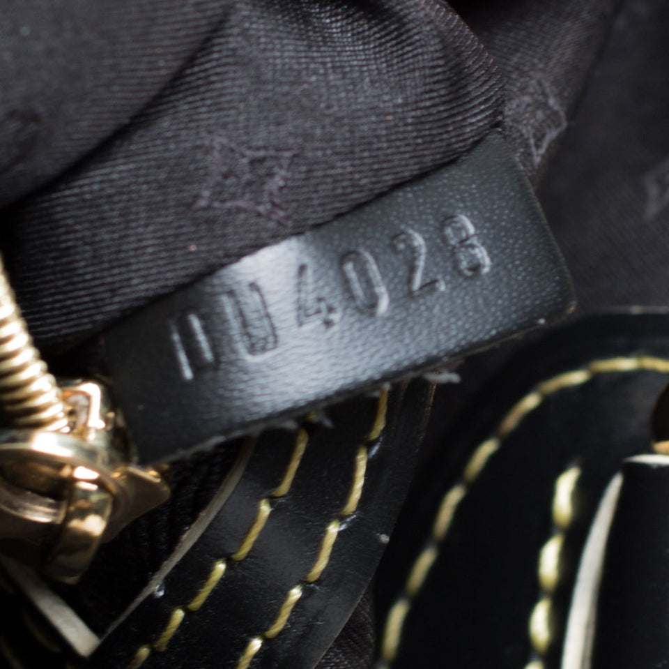 Louis Vuitton Black Suhali Leather Le Majestueux Bag