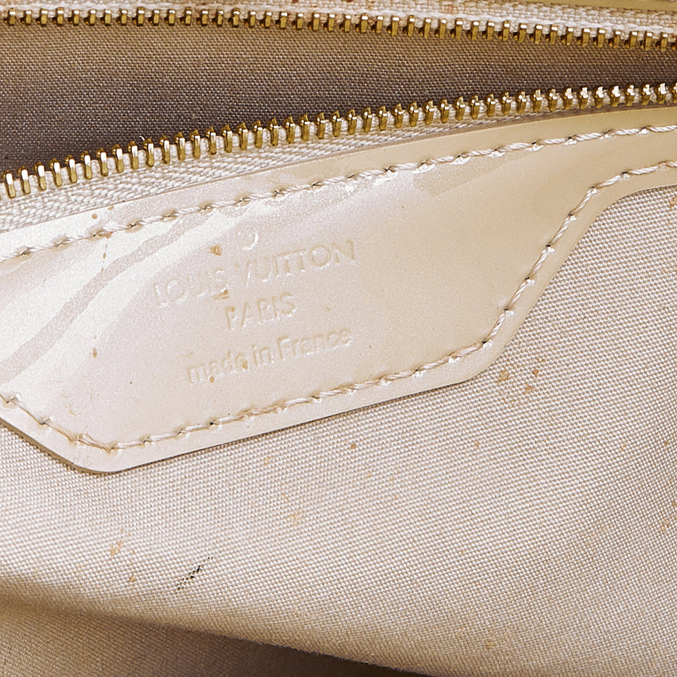 Louis Vuitton Blanc Corail Monogram Vernis Catalina EW Bag